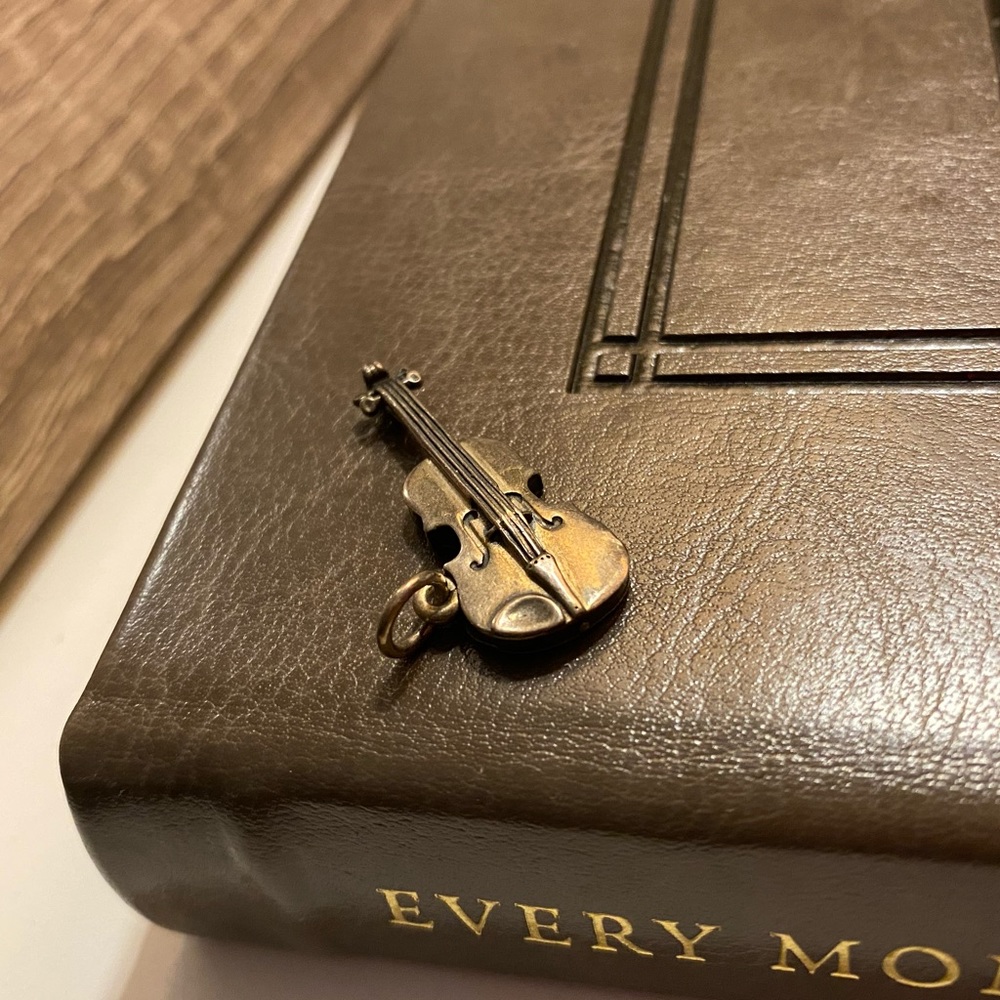 James Avery Retired Sterling Silver Violin Charm